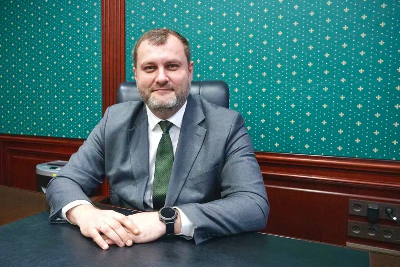В этот теплый весенний день искренне хочется пожелать вам добра и поздравить с праздником Весны и Труда